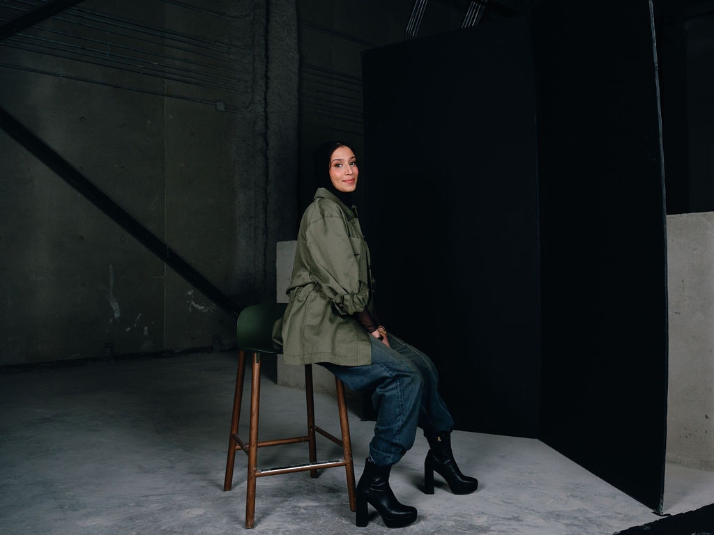 Jacket: Banana Republic | Shirt: Banana Republic | Denim: Banana Republic | Heel: L'Intervalle