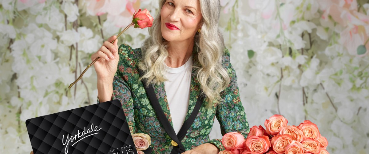 Gift Wrap your Love for Mom