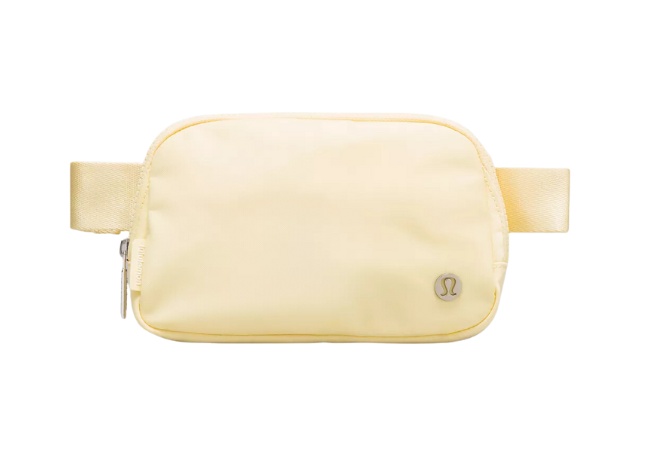 Lululemon everywhere belt bag