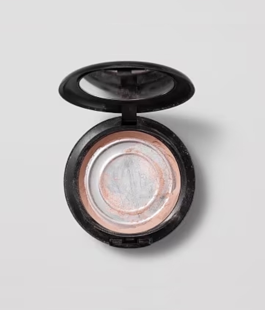 MAC Cosmetics