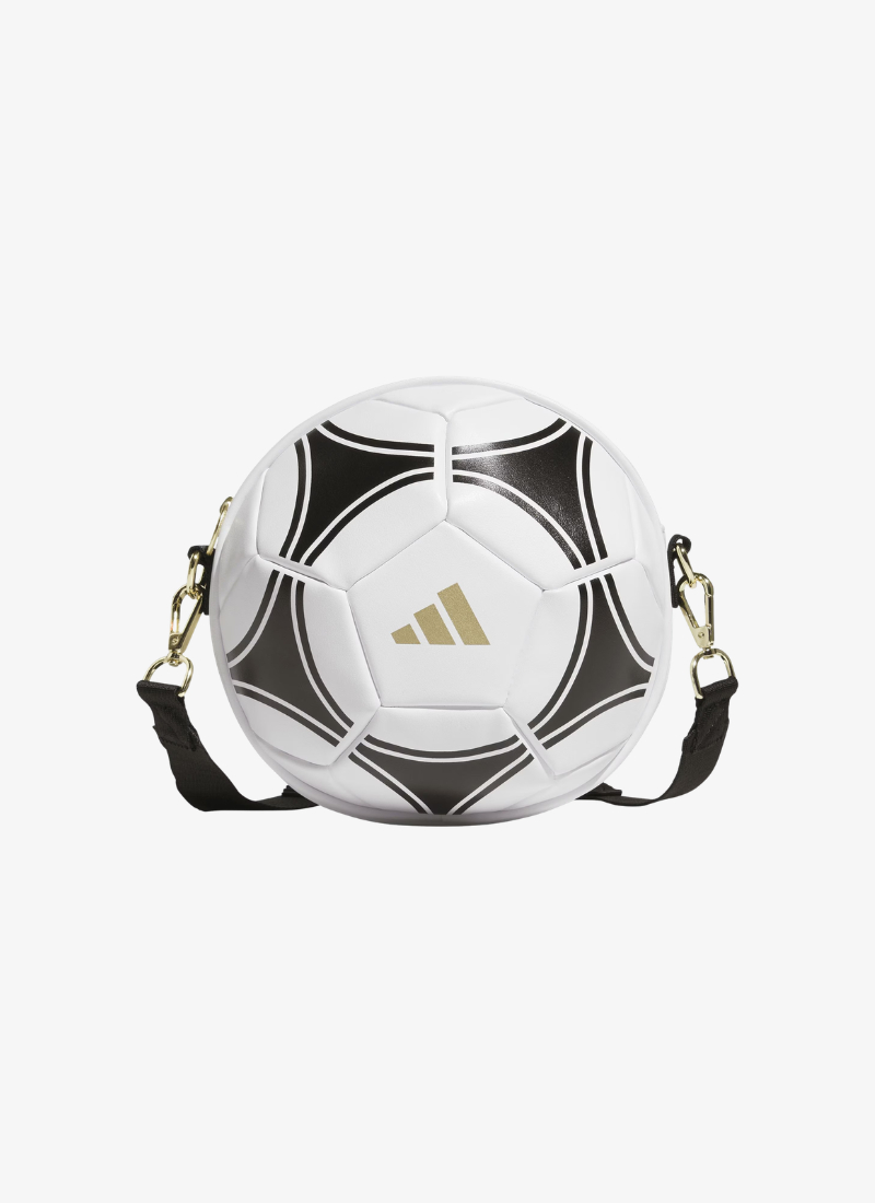 Accessories that Complete the Look