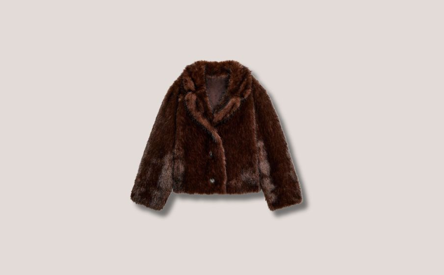 Zara | Trend-driven fashion for those who love to try something new.